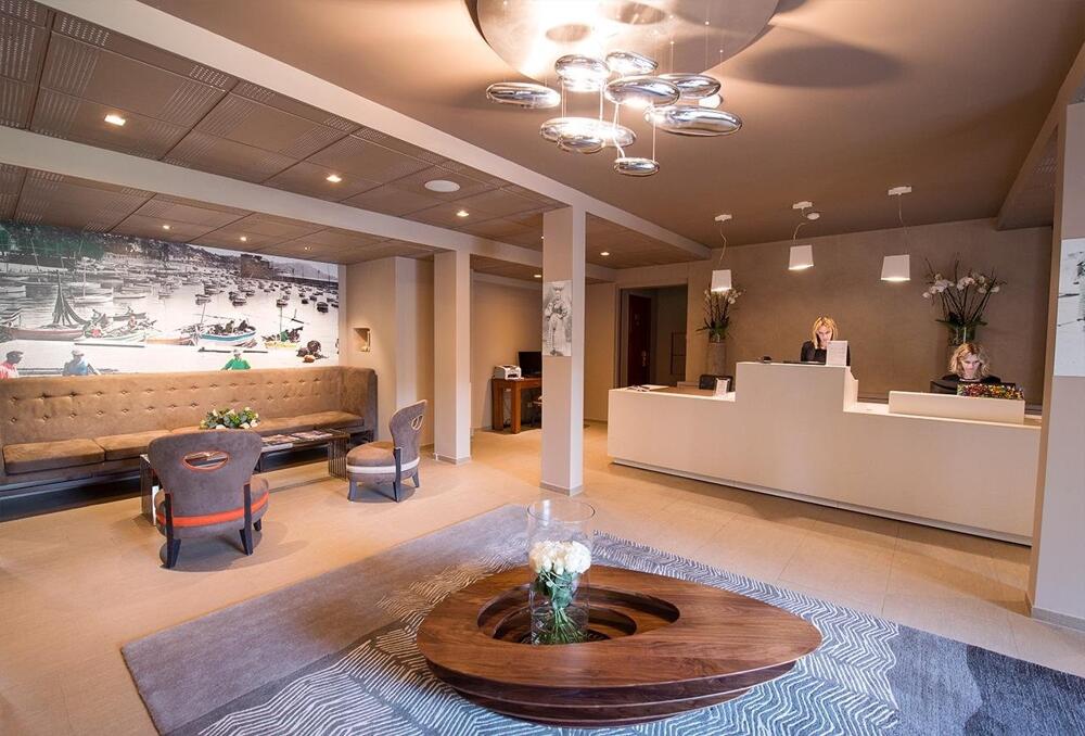 Foto de las zonas nobles de Hotel Best Western Plus La Corniche