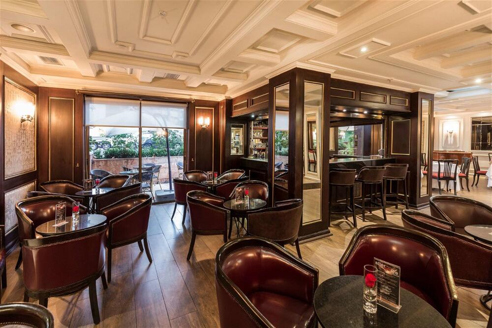 Foto de restauración de Hotel Park Plaza Santiago