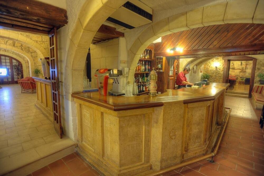 Foto de restauración de Cornucopia Hotel