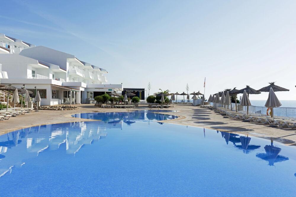Foto de los servicios de Aparthotel HSM Calas Park