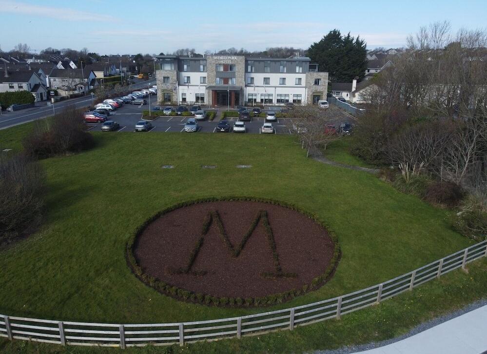 Foto del exterior de Menlo Park Hotel