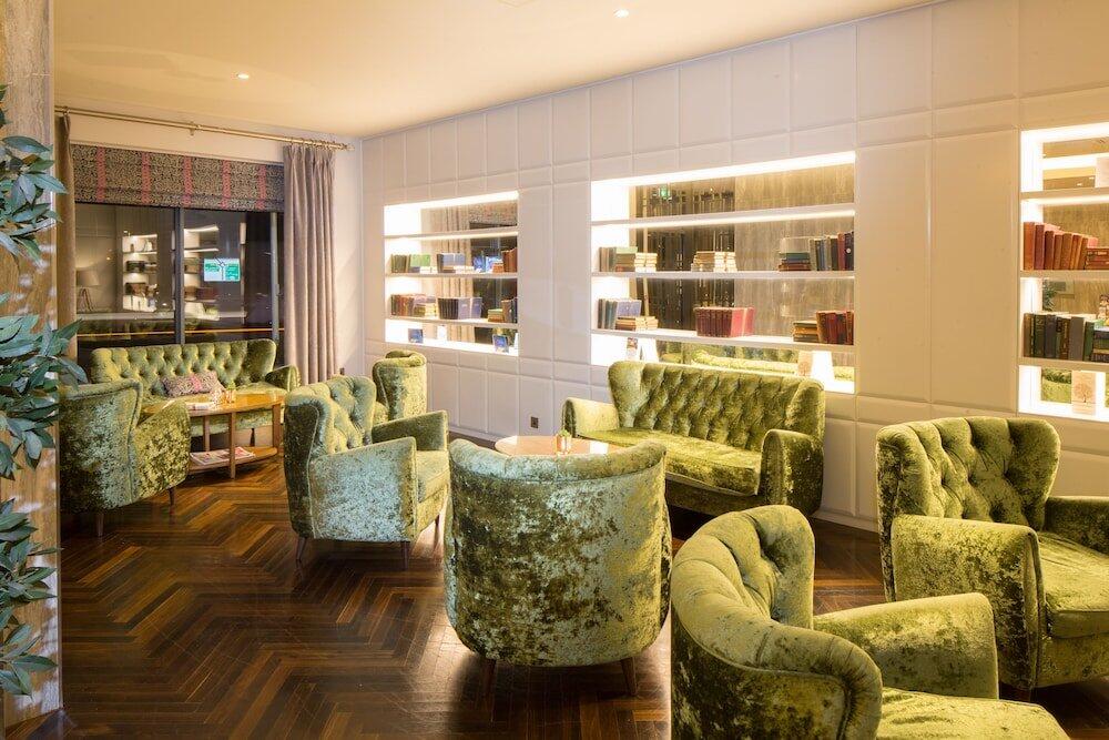 Foto de las zonas nobles de Menlo Park Hotel