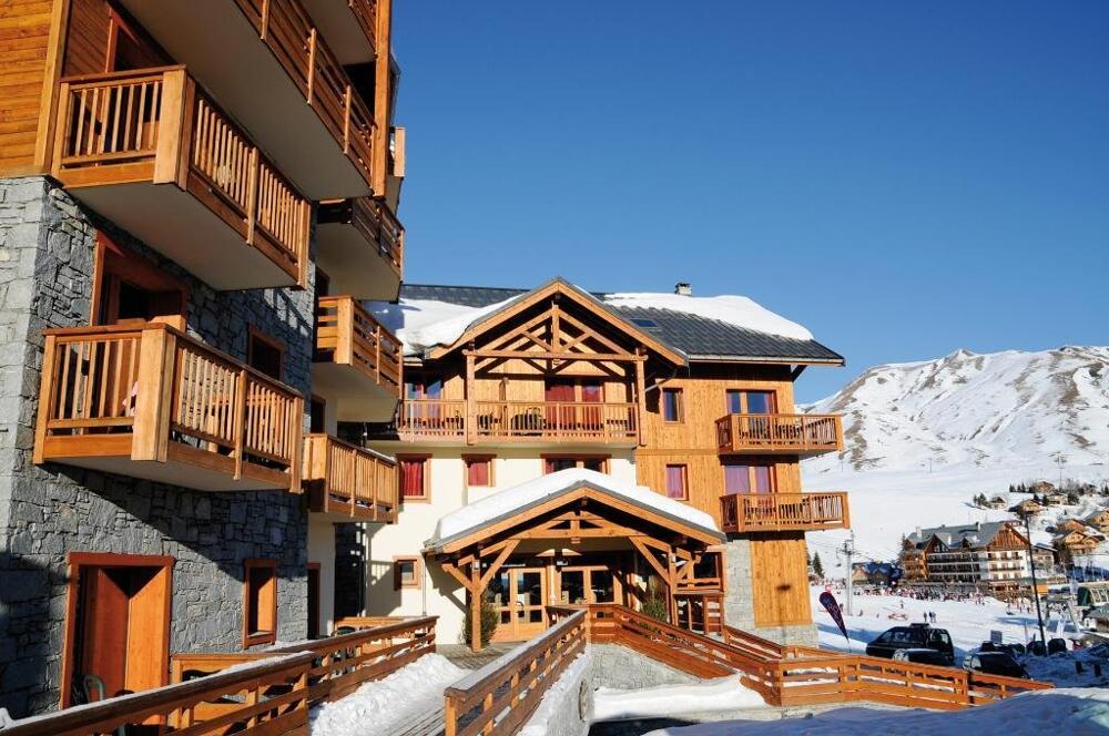 Foto general de Camping Lagrange Vacances Les Hauts de Comborcière
