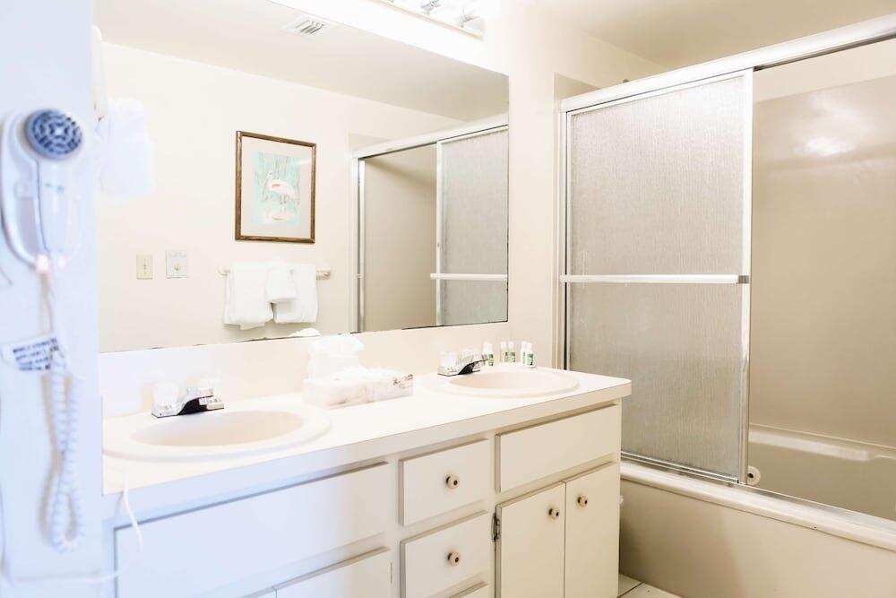 Foto del baño de Hotel Marina Del Mar Resort and Marina
