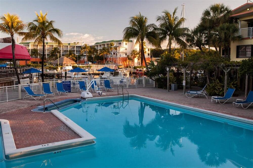 Foto de los servicios de Hotel Marina Del Mar Resort and Marina