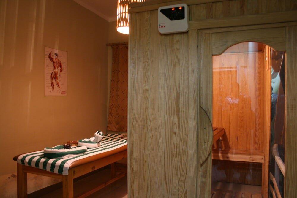 Foto de los servicios de Holidays Express Hotel