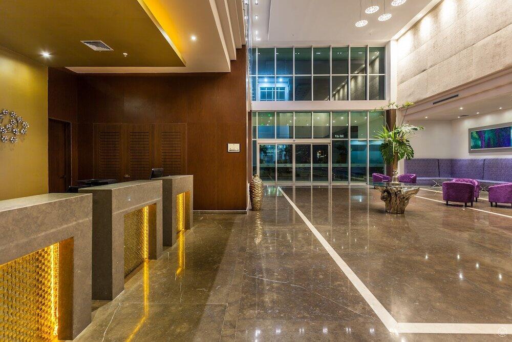 Foto de las zonas nobles de GHL Collection Barranquilla Hotel