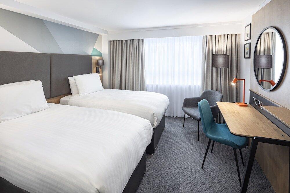 Foto de una habitación de Holiday Inn Aylesbury, an IHG Hotel