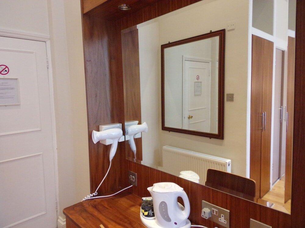 Foto de una habitación de Wedgewood Hotel