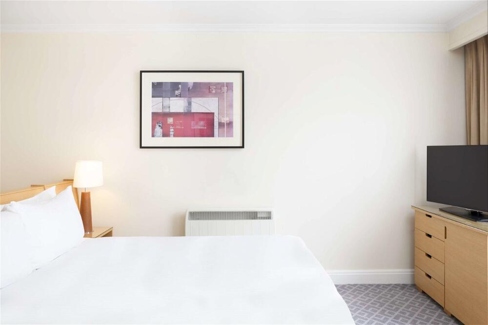 Foto de una habitación de Hilton Northampton Hotel