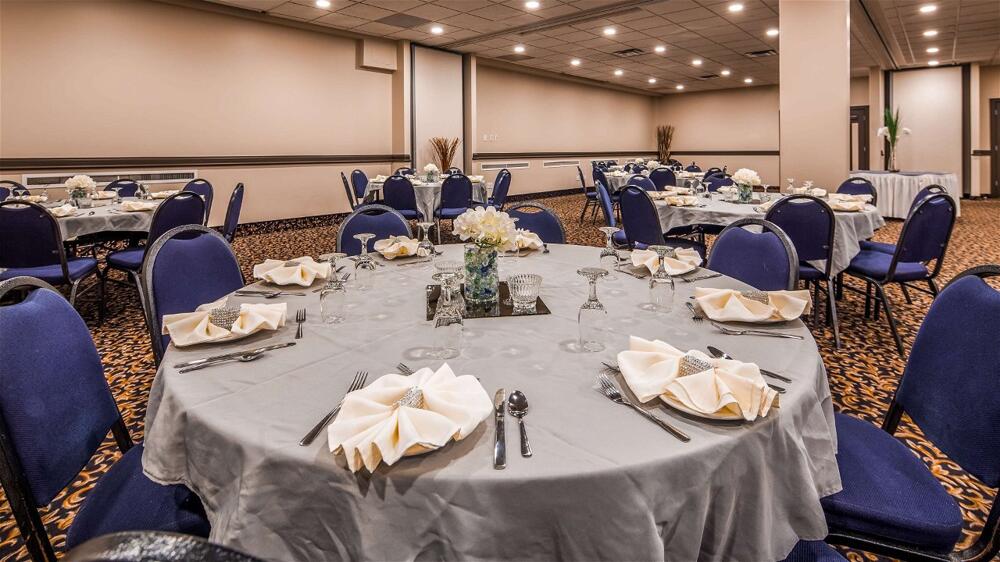 Foto de los servicios de Seven Oaks Hotel Regina