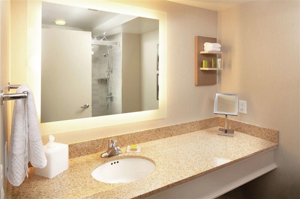 Foto del baño de Hotel Hilton Madison Monona Terrace