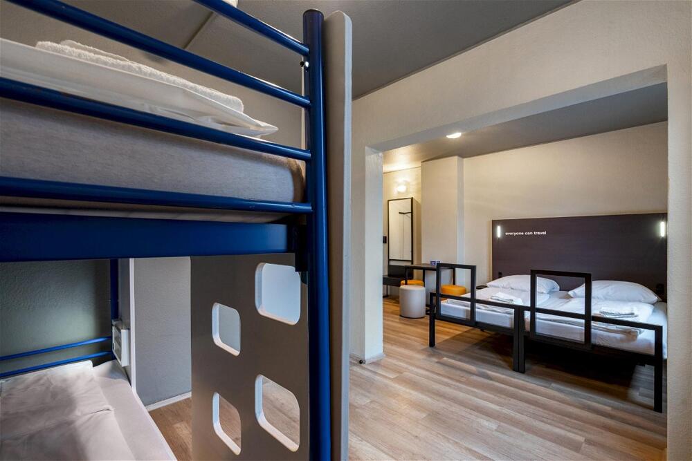 Room – Hotel a&amp;amp;o Hamburg Reeperbahn