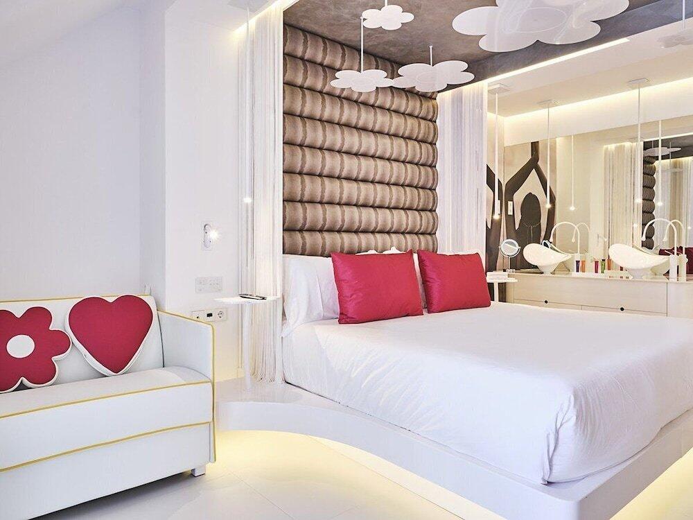 Foto de una habitación de Five Flowers Hotel &amp;amp; Spa Formentera