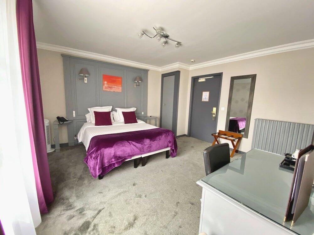 Foto de una habitación de Grand Hôtel du Luxembourg &amp;amp; Spa