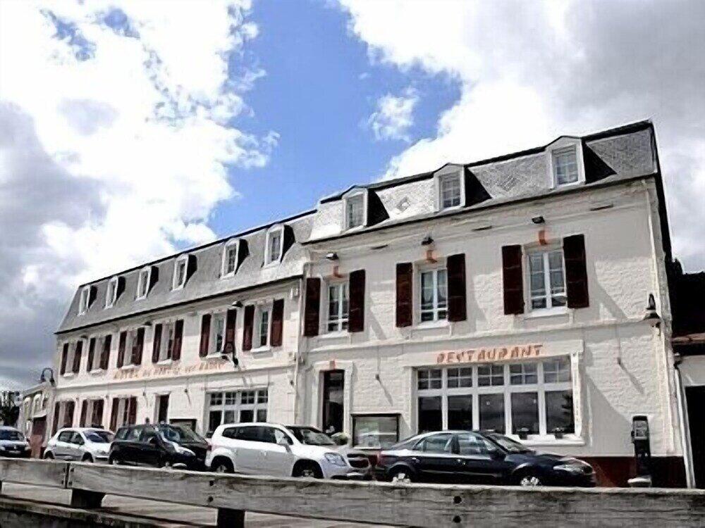 Foto del exterior de Hotel du Port et des Bains