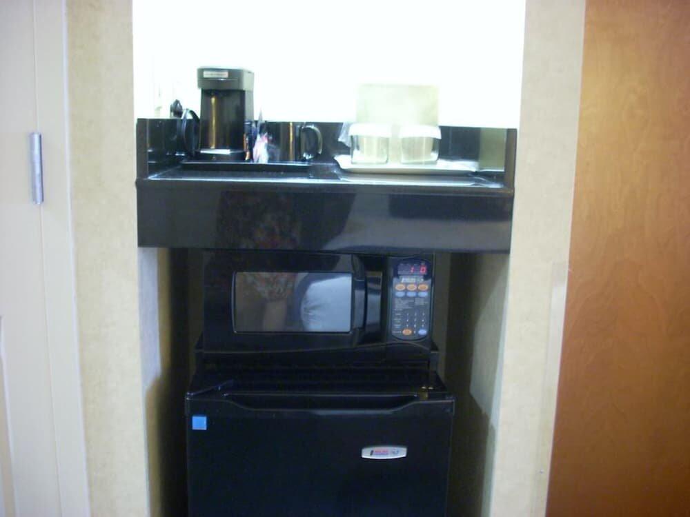 Foto de una habitación de Marco LaGuardia Hotel &amp;amp; Suites
