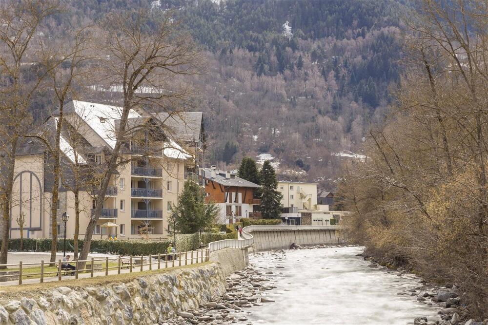 Foto del exterior de Résidence Pierre &amp;amp; Vacances Les Rives de l&amp;#039;Aure