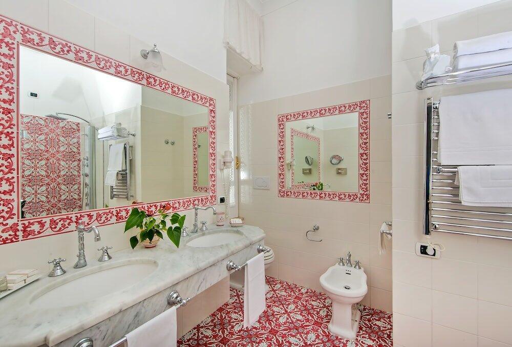 Foto del baño de Hotel Villa Garden