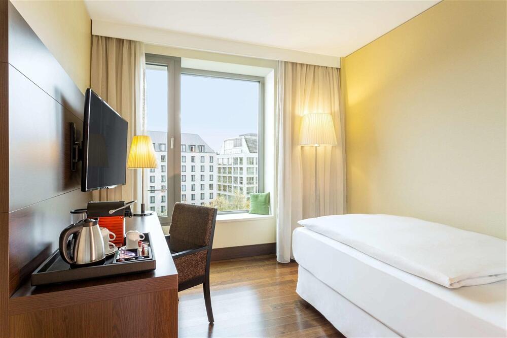 Foto de una habitación de Hotel NH Collection Dresden Altmarkt