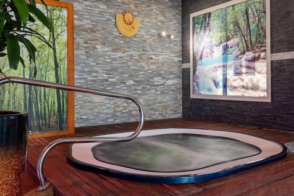 Foto de los servicios de Best Western Hotel &amp;amp; SPA Pau Lescar Aeroport