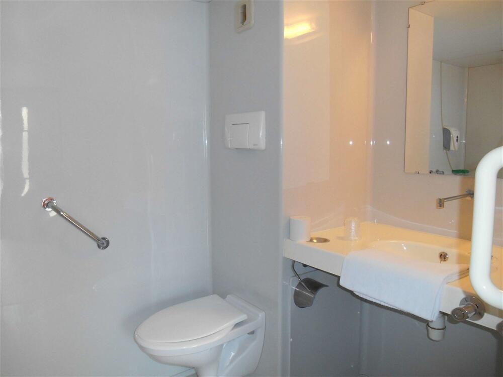Foto del baño de Hotel Première Classe Montluçon Saint Victor