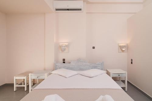 Foto de una habitación de Amaryllis Hotel