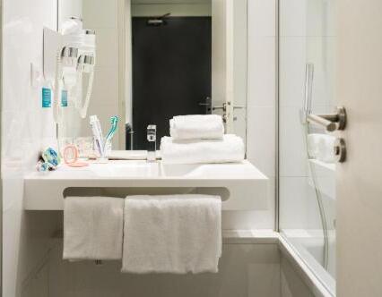 Foto del baño de Aparthotel Victoria Garden Bordeaux Centre