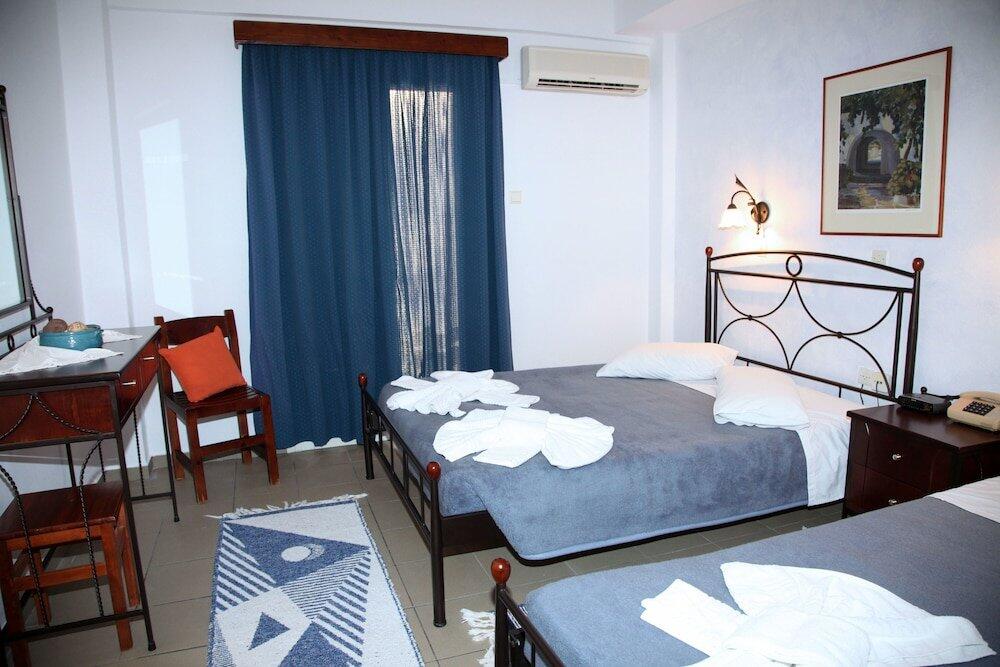 Foto de una habitación de Nikolas Hotel