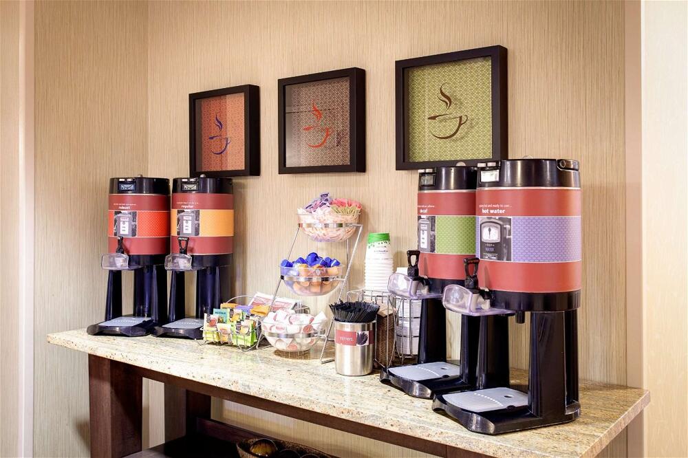 Foto de los servicios de Hotel Hampton Inn &amp;amp; Suites Chicago/Saint Charles