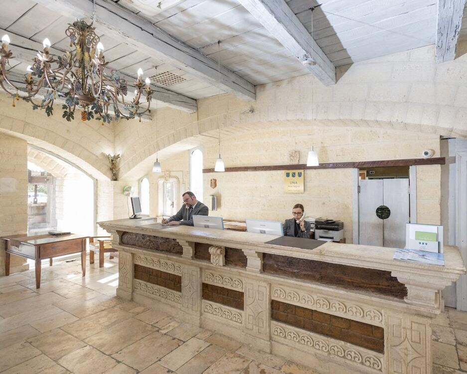 Foto de las zonas nobles de UNAHOTELS Regina Bari