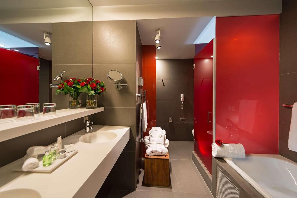 Foto del baño de Hotel NH Collection Barcelona Constanza
