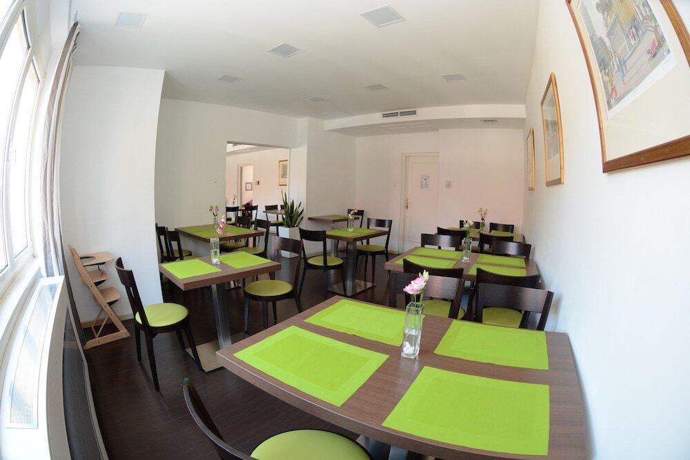 Foto de restauración de Hotel Jadran