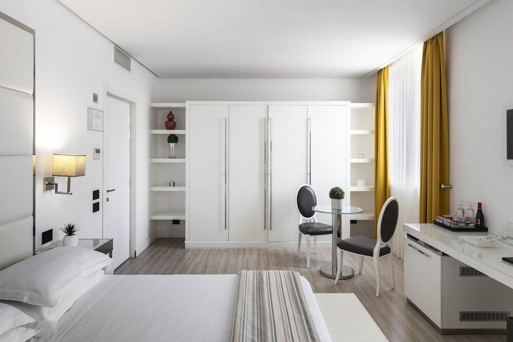 Foto de una habitación de LHP Hotel Santa Margherita Palace &amp;amp; SPA