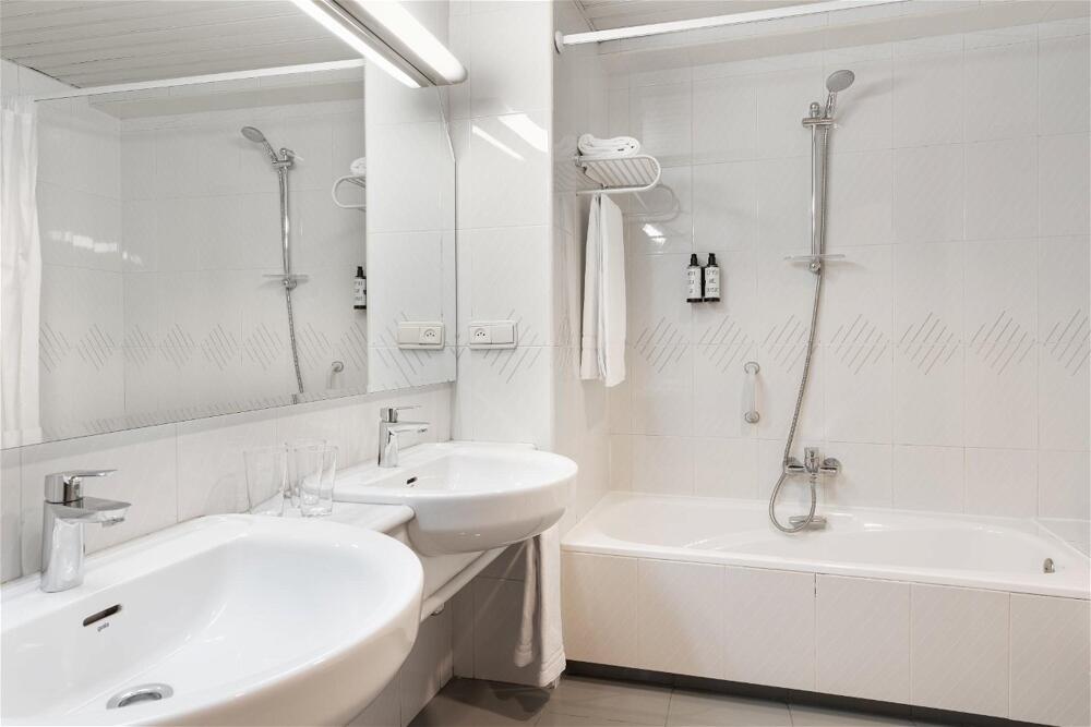 Foto del baño de Hotel Crisol Almirante Bonifaz