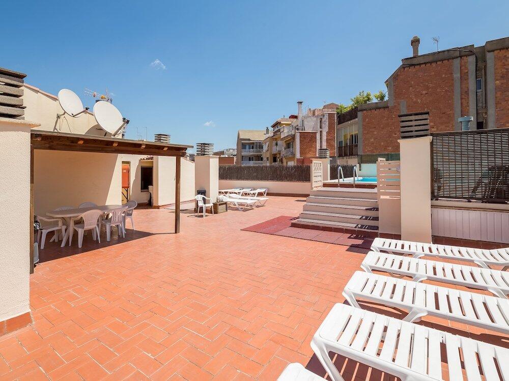Foto de los servicios de Aparthotel Bertran
