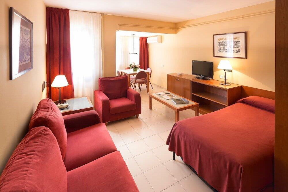 Foto de una habitación de Aparthotel Bertran
