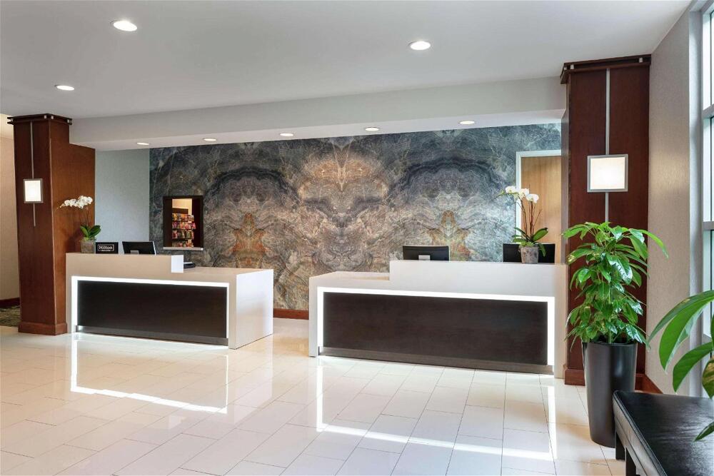 Foto de las zonas nobles de Hotel DoubleTree by Hilton San Francisco Airport North Bayfront