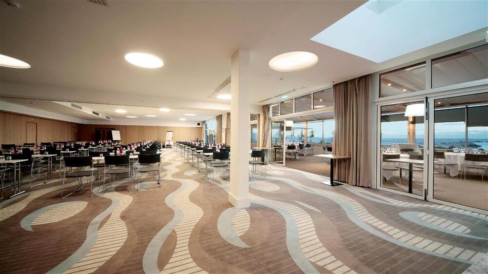 Photo – Holiday Inn Nice - Port St Laurent, an IHG Hotel
