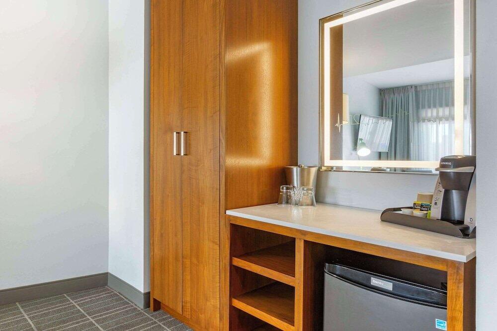 Foto de los servicios de Cambria Hotel LAX