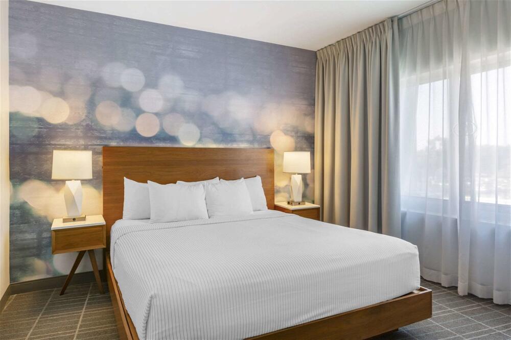 Foto de una habitación de Cambria Hotel LAX