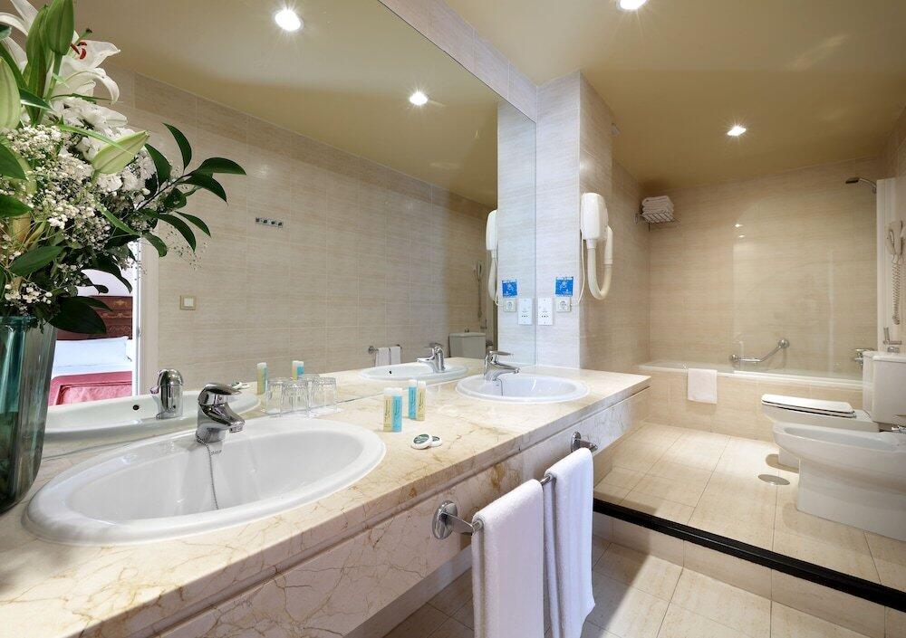 Foto del baño de Hotel Crisol Monasterio de San Miguel