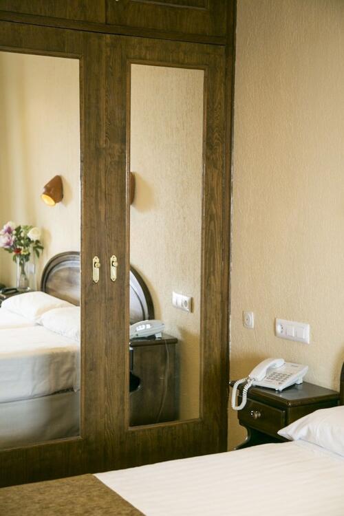 Foto de una habitación de Hotel Los Cantaros