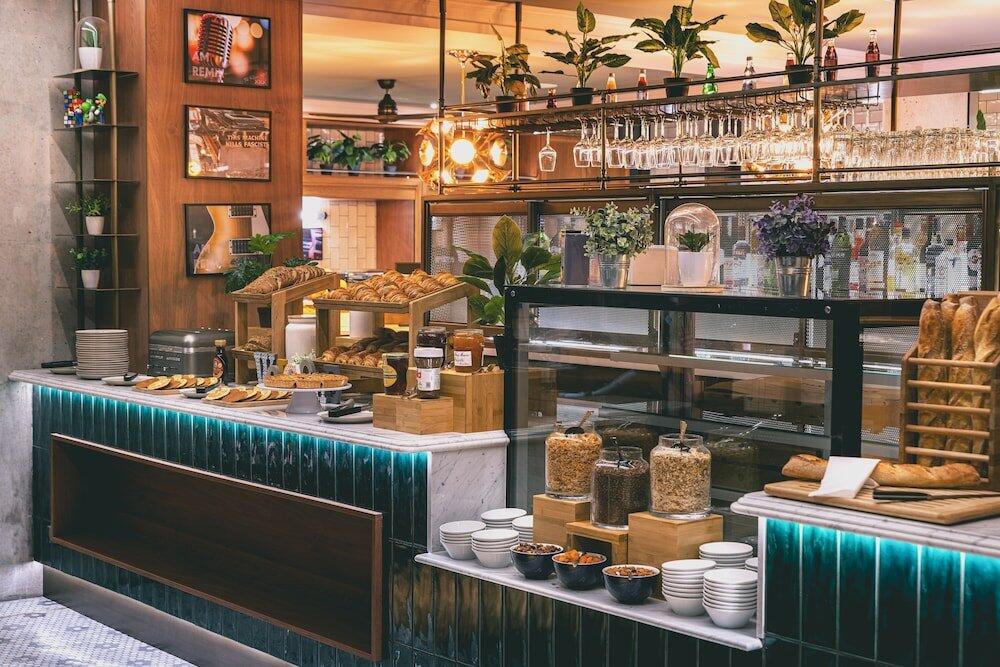 Foto de restauración de The ReMIX Hotel
