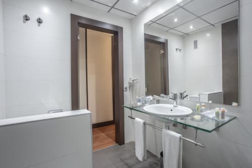 Foto del baño de Hotel Monte Puertatierra