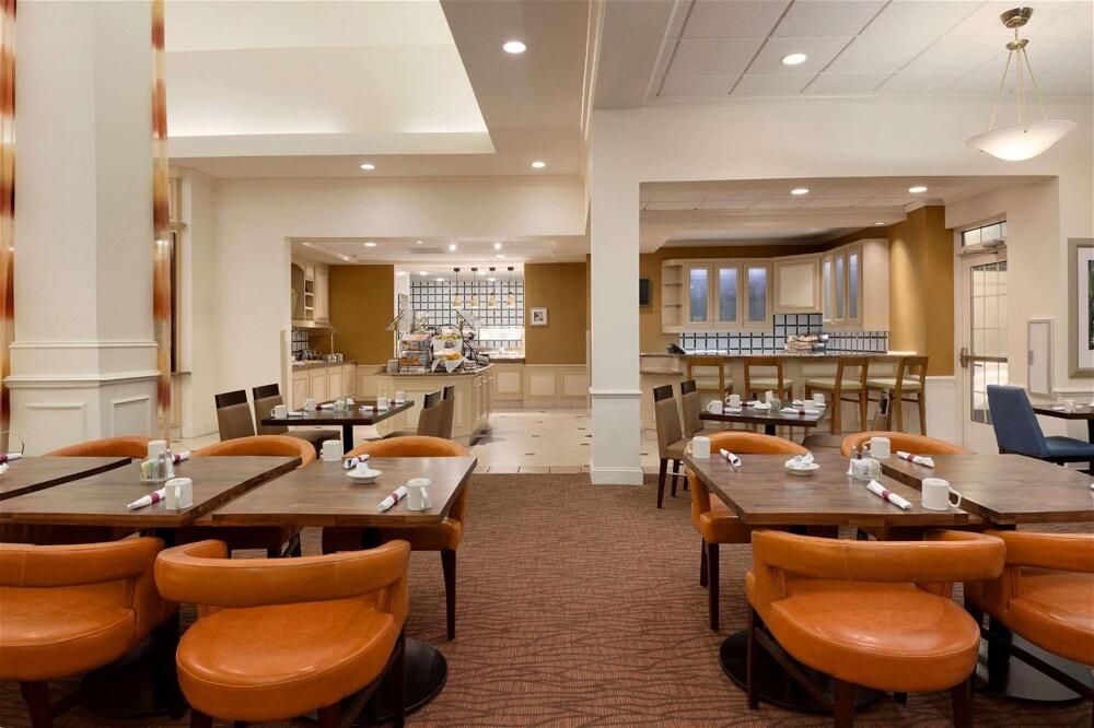 Foto de restauración de Hotel Hilton Garden Inn Fredericksburg
