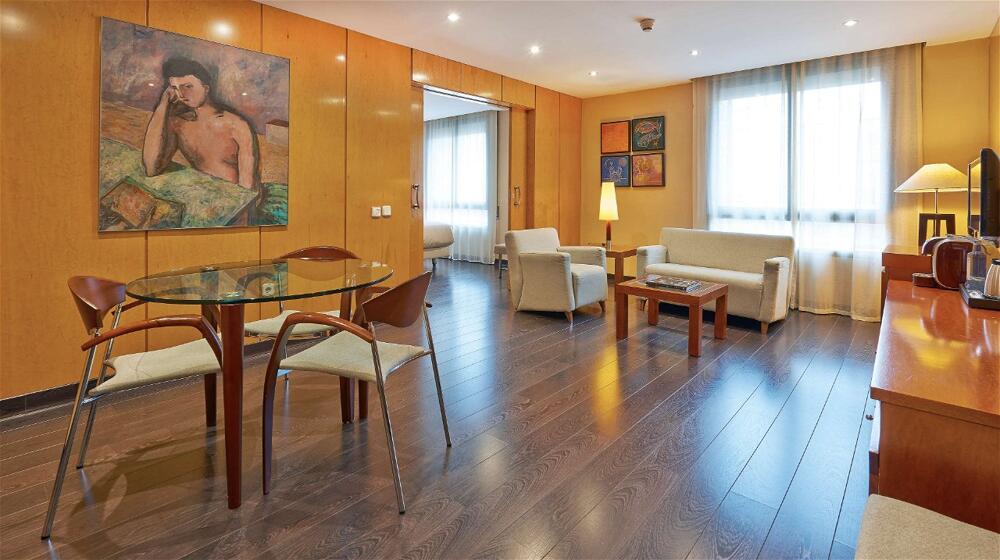 Foto de una habitación de Hotel NH Lleida Pirineos