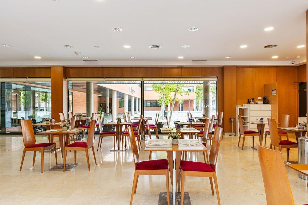 Foto de restauración de Hotel Globales de los Reyes