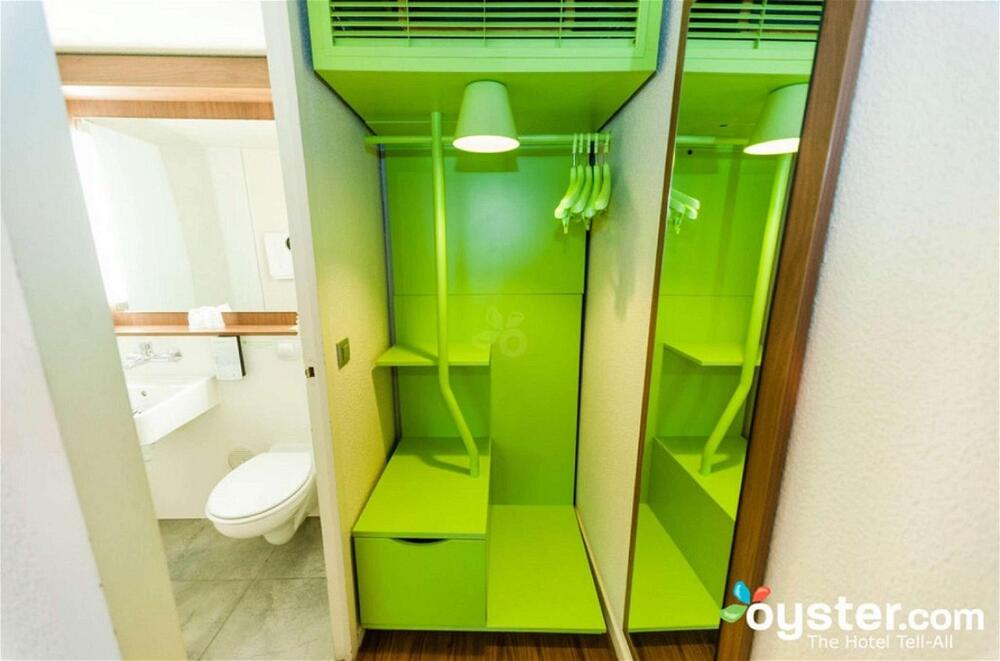 Foto de una habitación de Hotel Campanile Biarritz