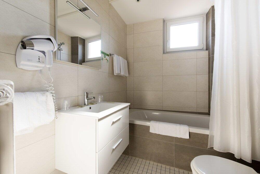 Foto del baño de Hôtel Du Parc &amp;amp; Spa et Wellness